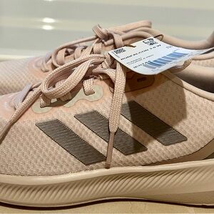 Adidas Beige RUNFALCON 3.0 Running Shoes NWT size 8